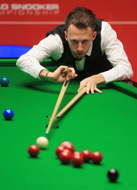 了一个充满 了一个充满