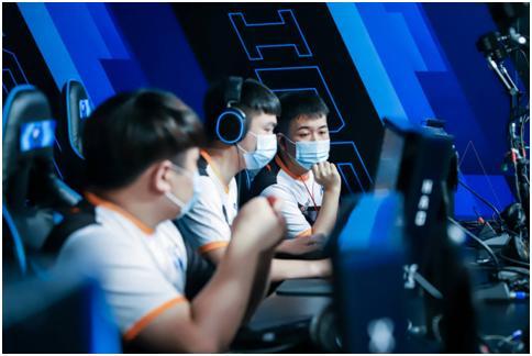 无论舆论如 无论舆论如