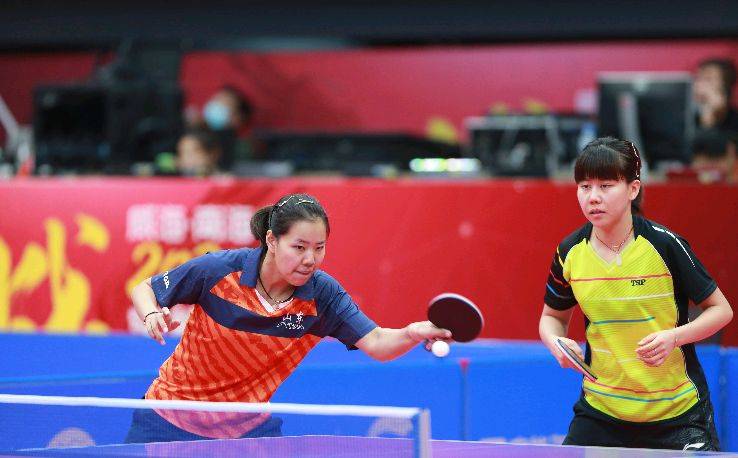 被迫落后的 被迫落后的